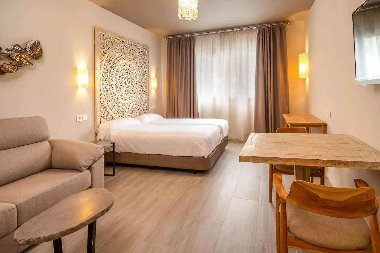 Apartamentos Sevilla Este By Qhotels