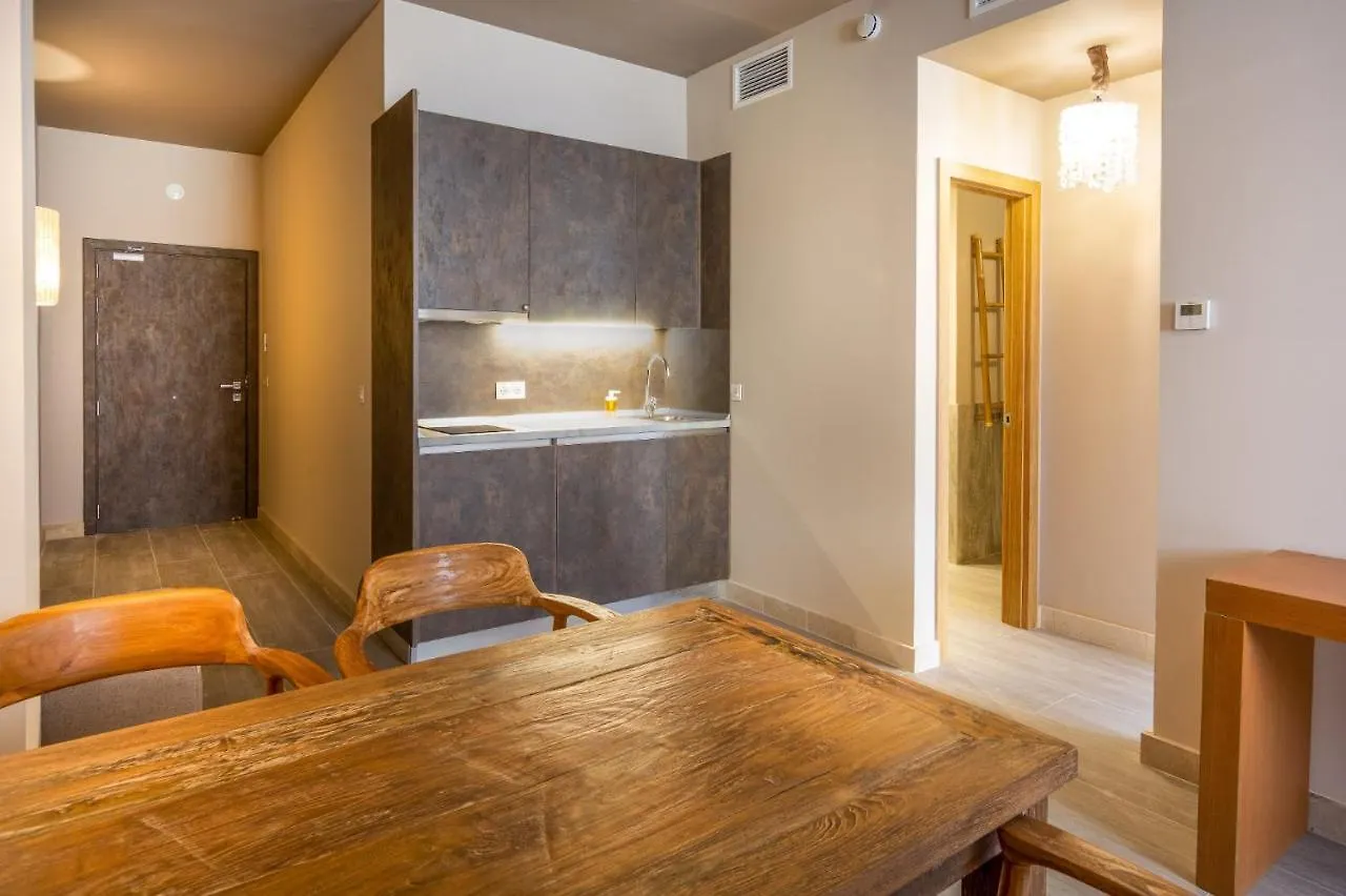 Апартаменты Apartamentos Sevilla Este By Qhotels